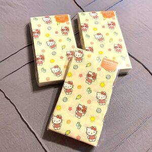 ☀️🏝️ Hello Kitty 3 Packs with 32 napkins each